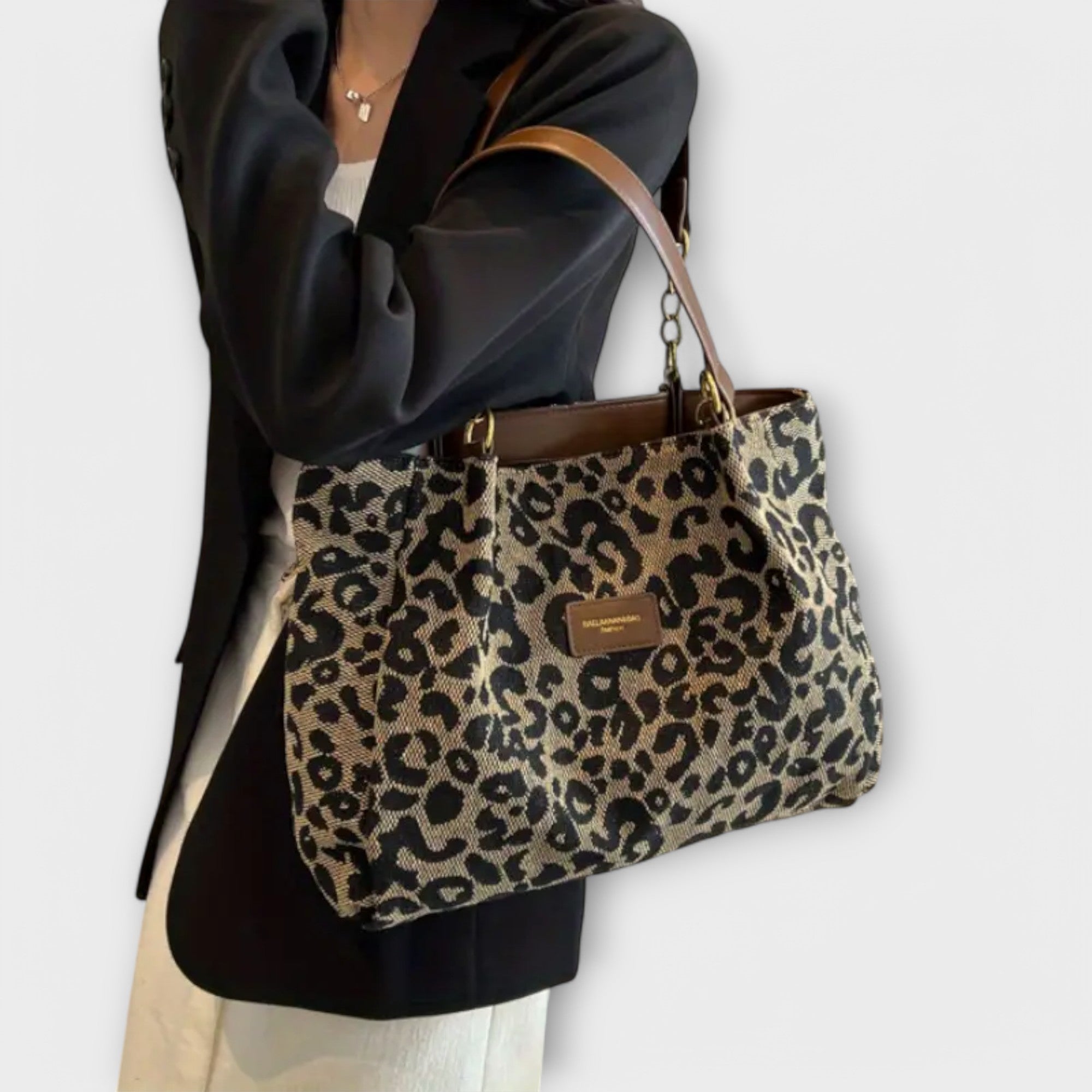 Elirae - Leopard Canvas Tote
