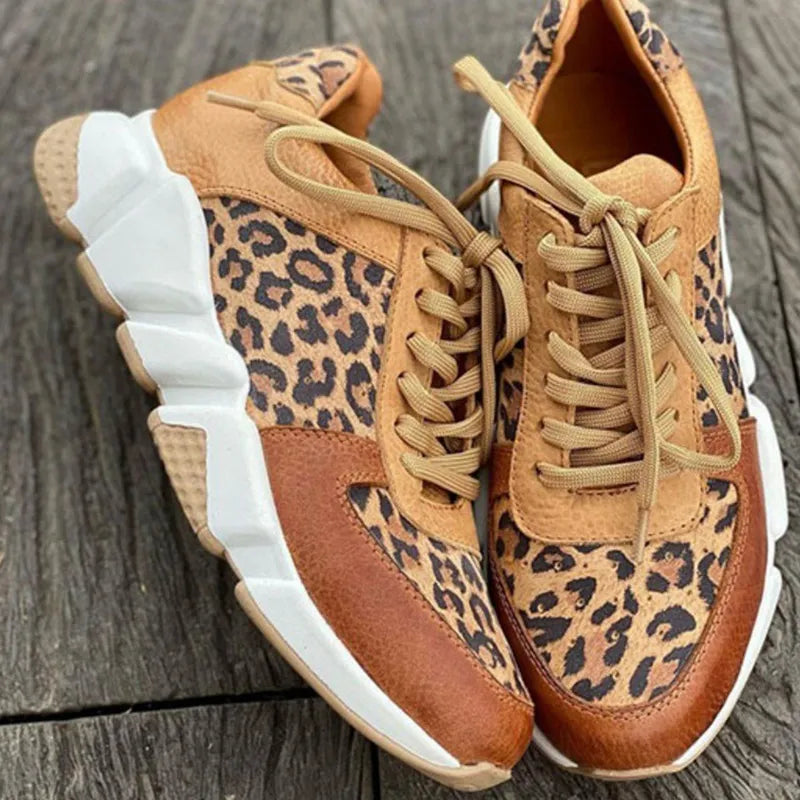Maja | leopardmönstrade sneakers i textil