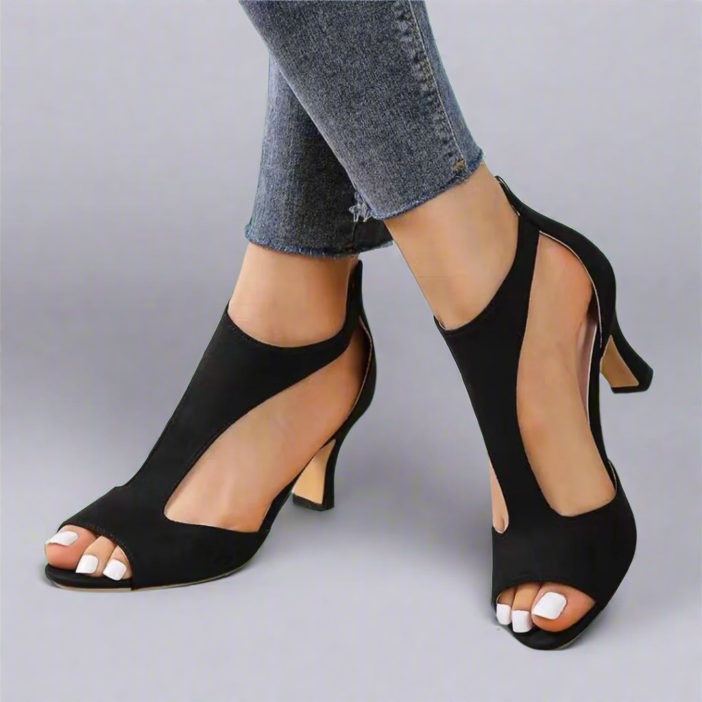 Klara | Utskuren Peep Toe Klackar