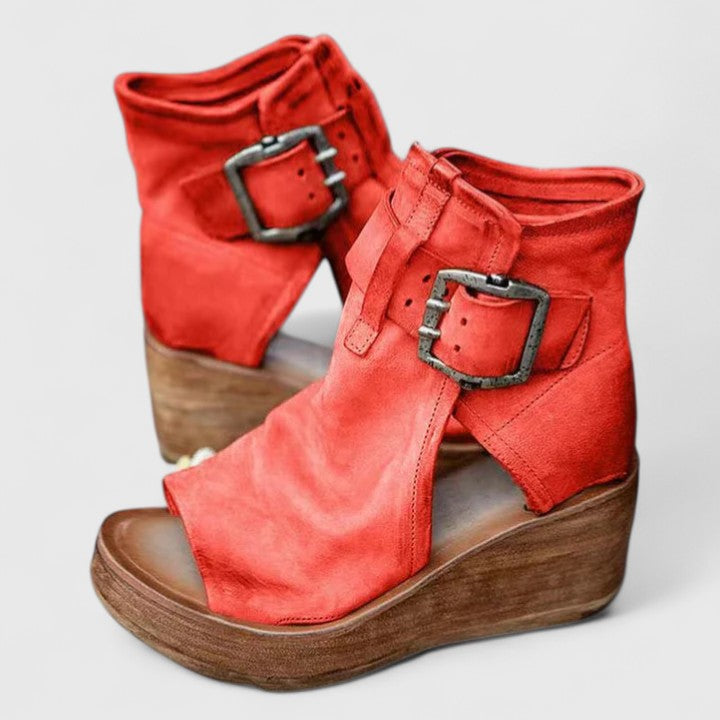 Karin | Ortopediska Kil Sandaler
