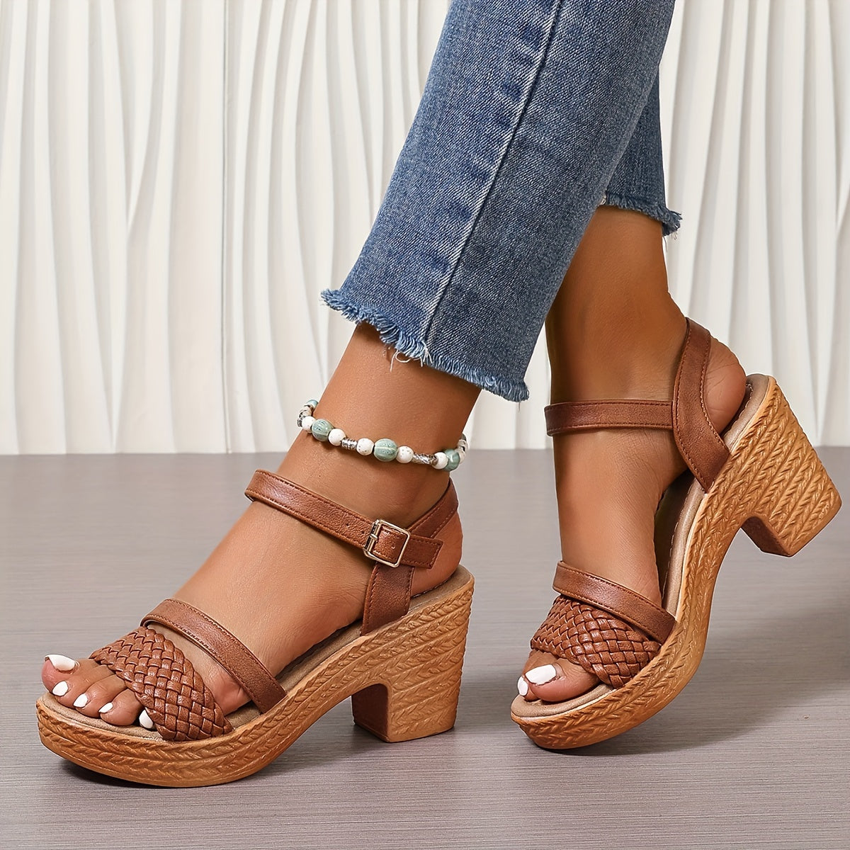 Lena | flätade sandaler i beige läder