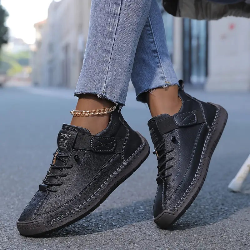 Lovisa | Vita ortopediska sneakers med stödande design