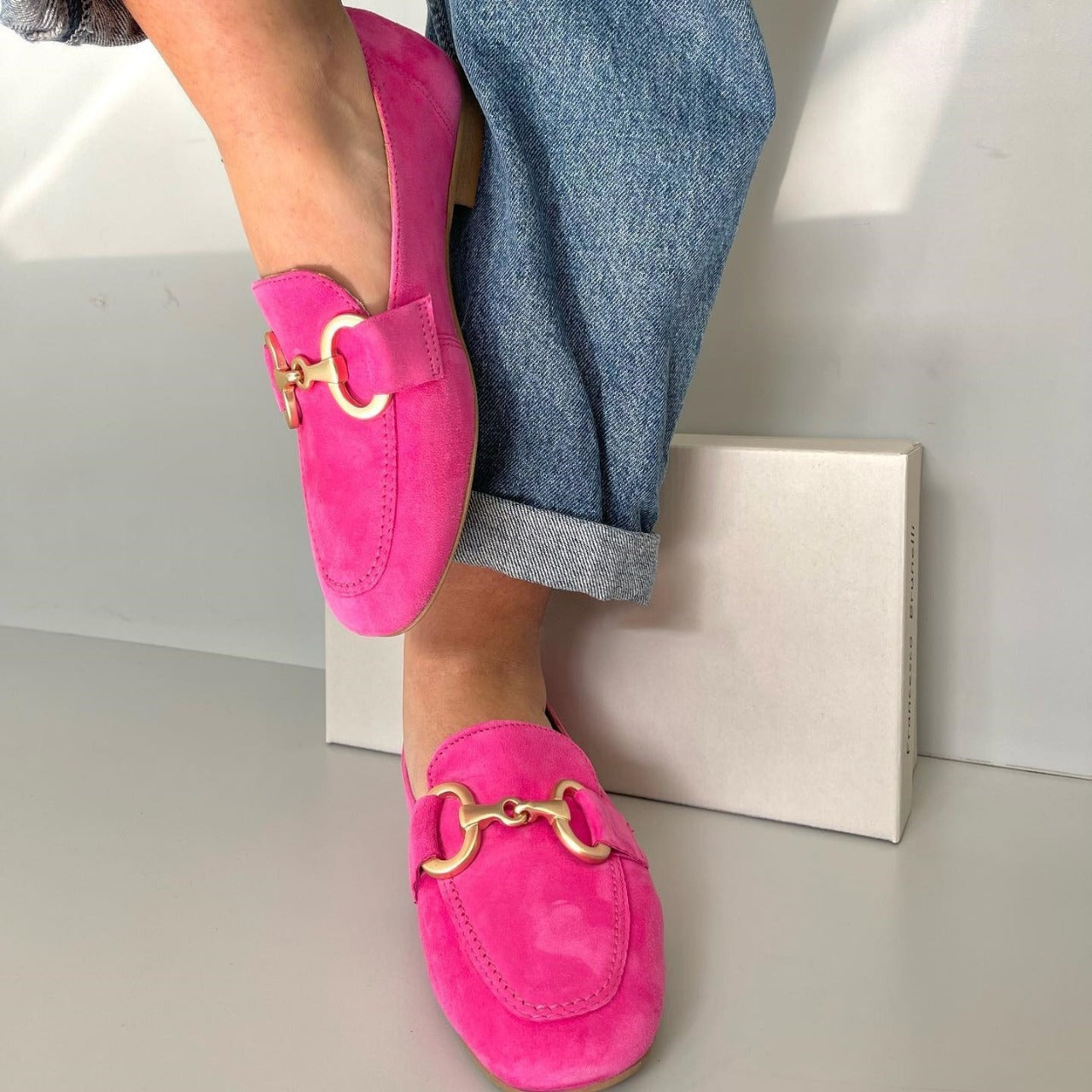 CHIC LOAFERS MED GULDDETAILJER