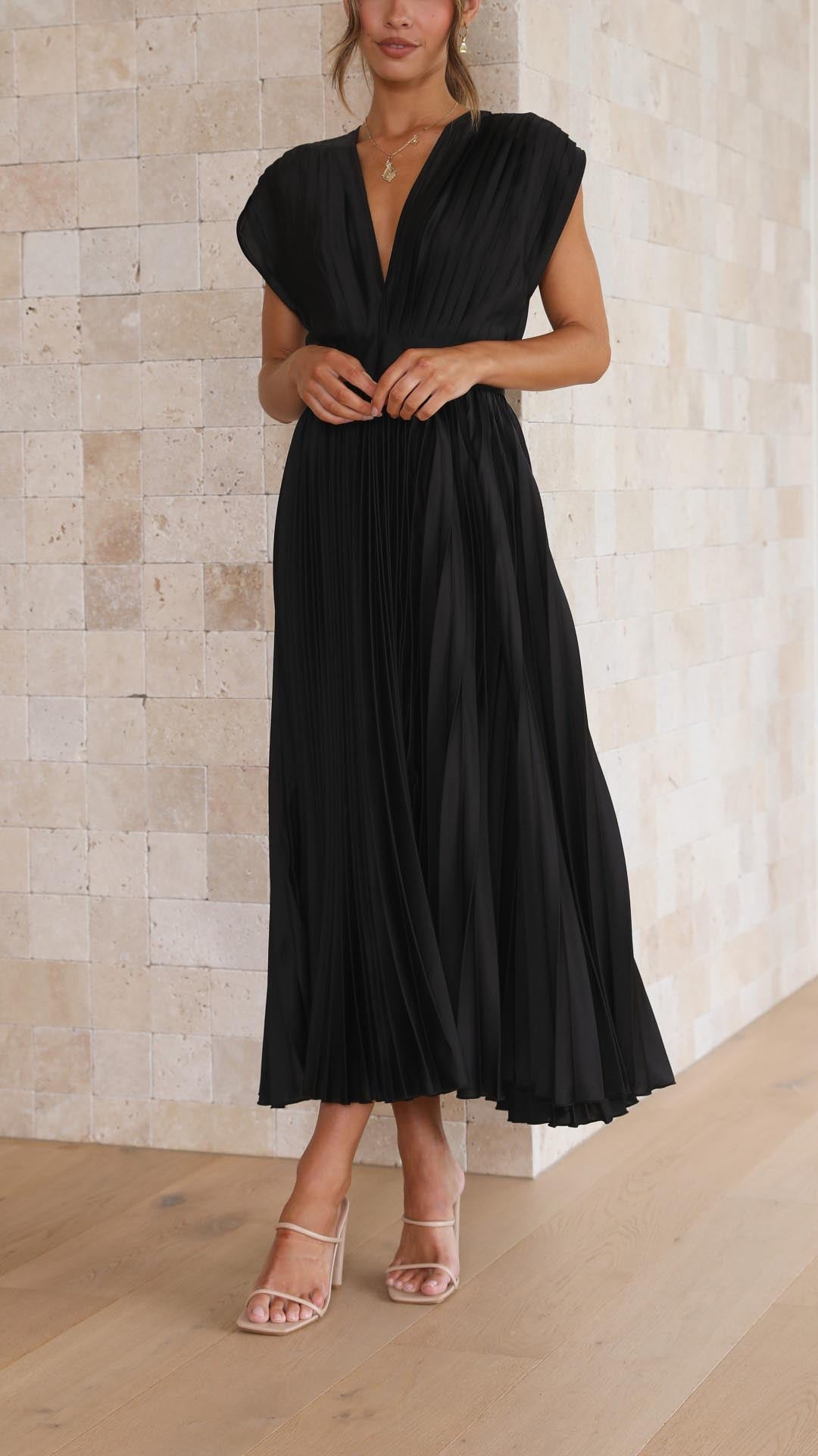 Lena | Elegant Plisserad Klänning