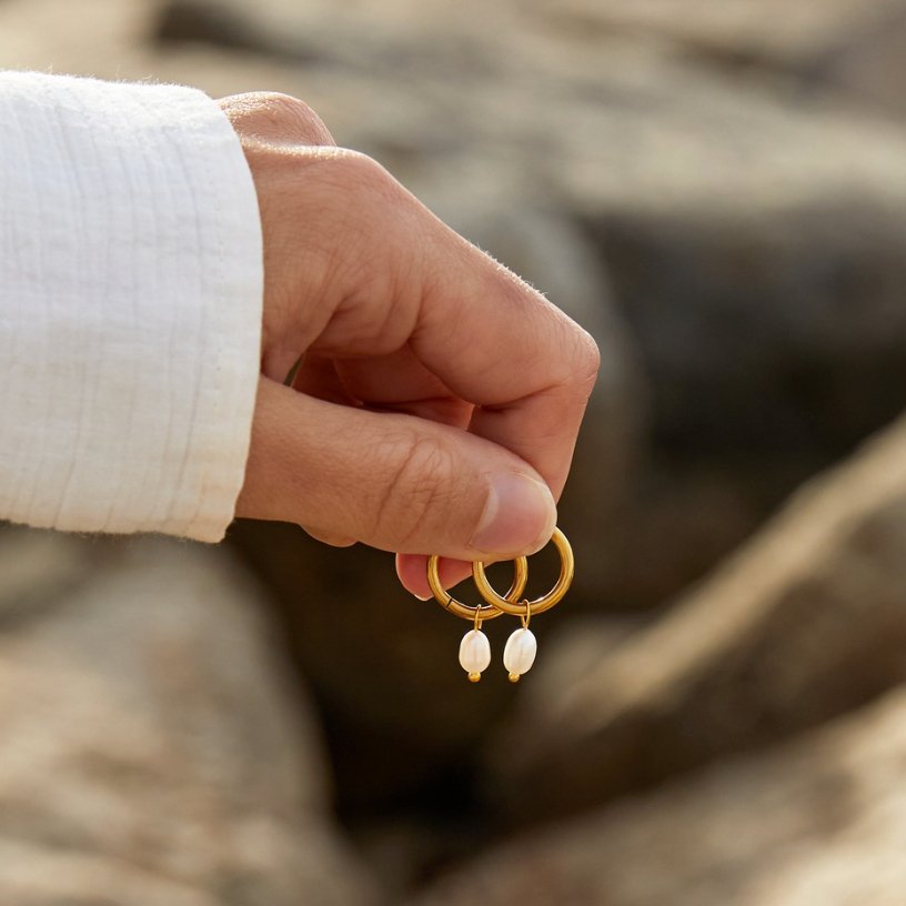 SERENITET | ELEGANTA PERLEHÄNGEN