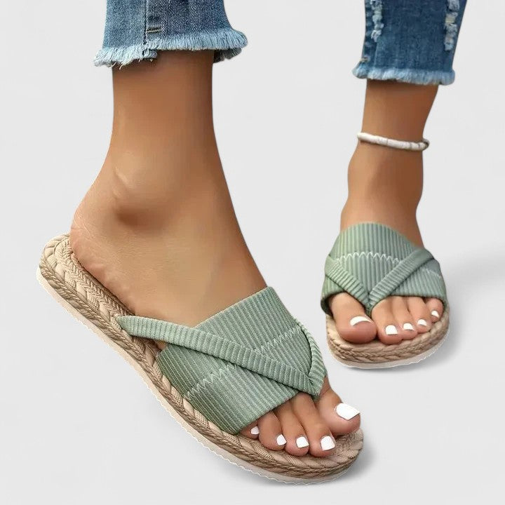 Astrid | Ortopedisk Sandal i Svart Läder med Ergonomisk Stöd
