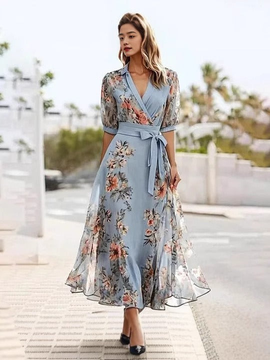 ORIELA – ELEGANT KLÄNNING MED V-HALS