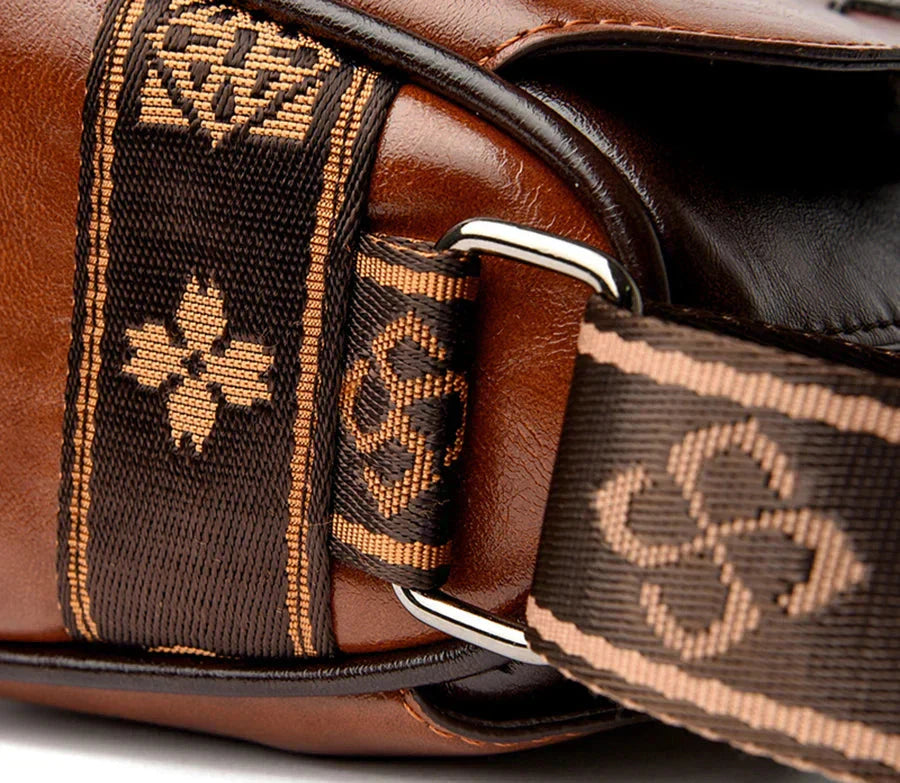 Lovisa™ | Skinnväska