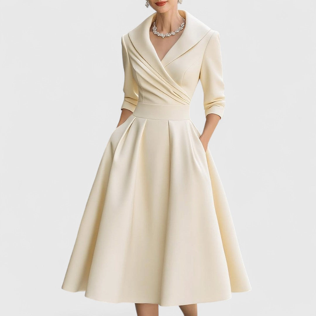 Tyra | Elegant Midi Klänning