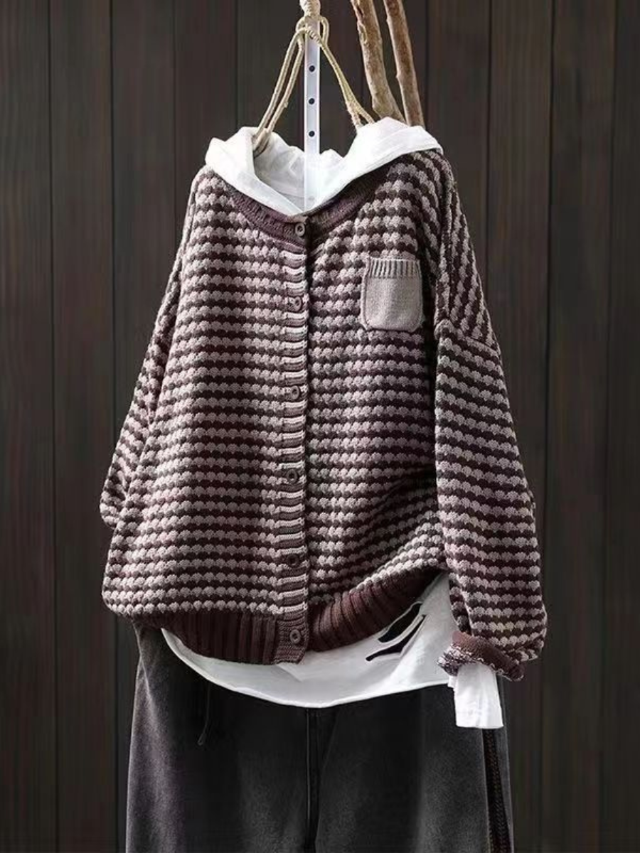 SELIORA | TEXTURERAD STICKAD KOFTA