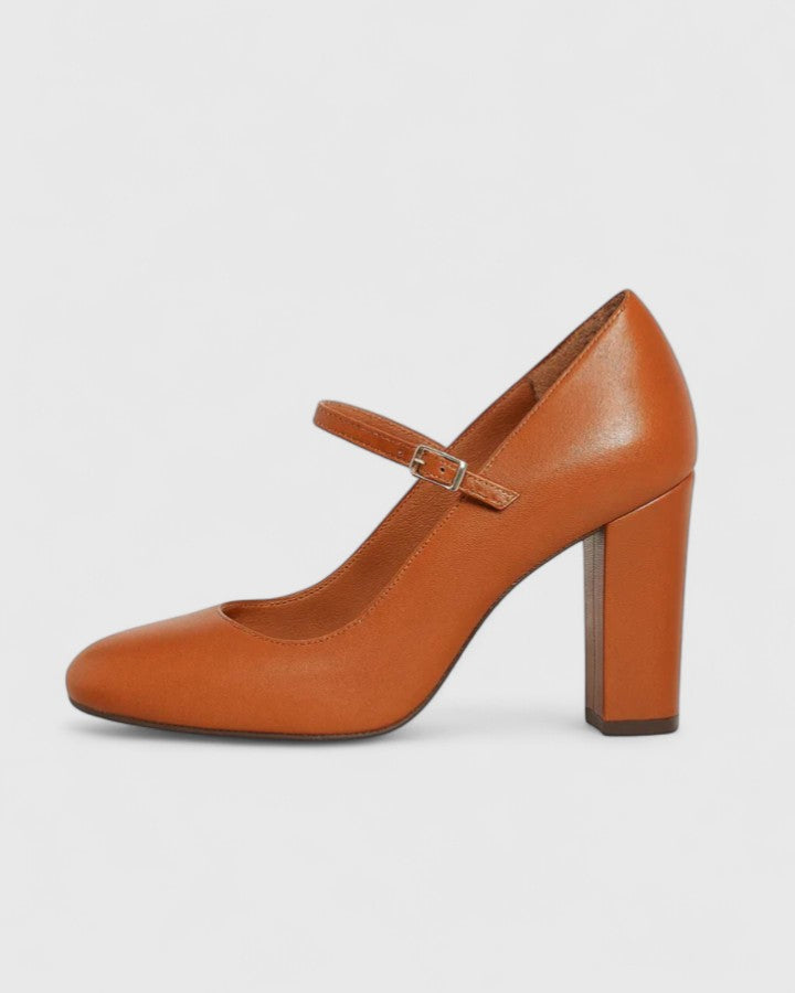 Britta | Eleganta Klackar