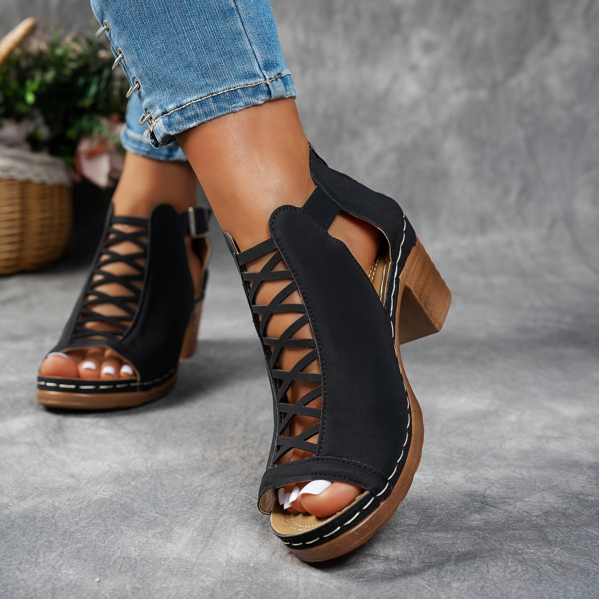 Märta | Lattice-Heel Sandaler i Svart Läder