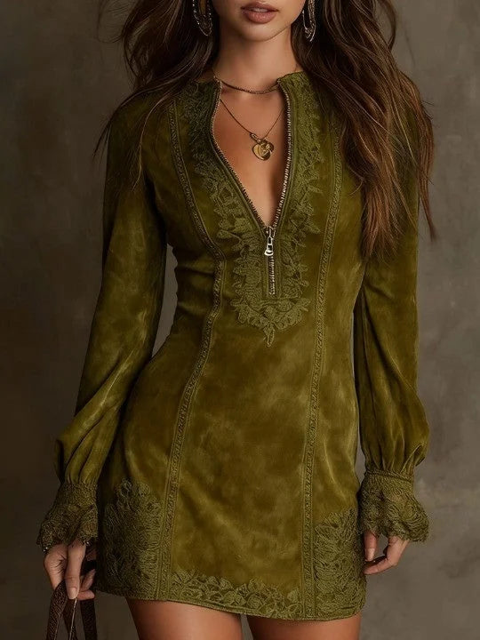 Mini klänning i mocka Aurora med spets