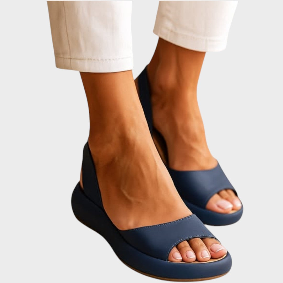 Hilda | Ortopediska Sandaler i Svart Läder med Justerbar Rem