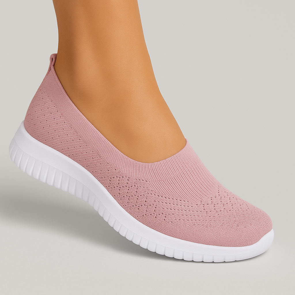 Sigrid | Bekväma hälskor i vit textil med lätt sula