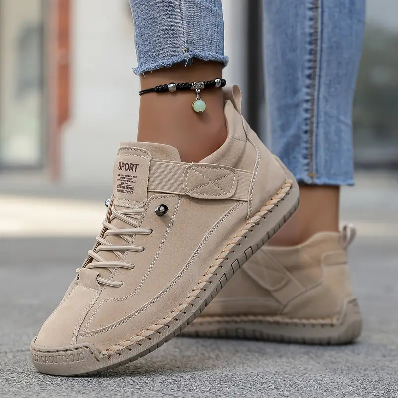 Lovisa | Vita ortopediska sneakers med stödande design