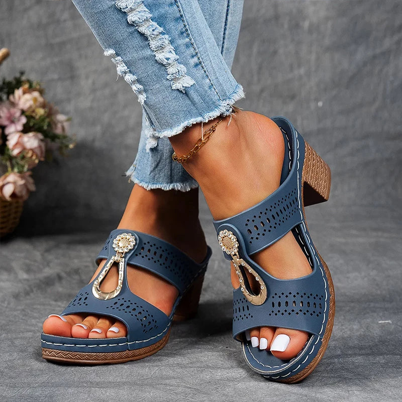 Ingrid | Khaki Gyllene Sandaler i Klassisk Design