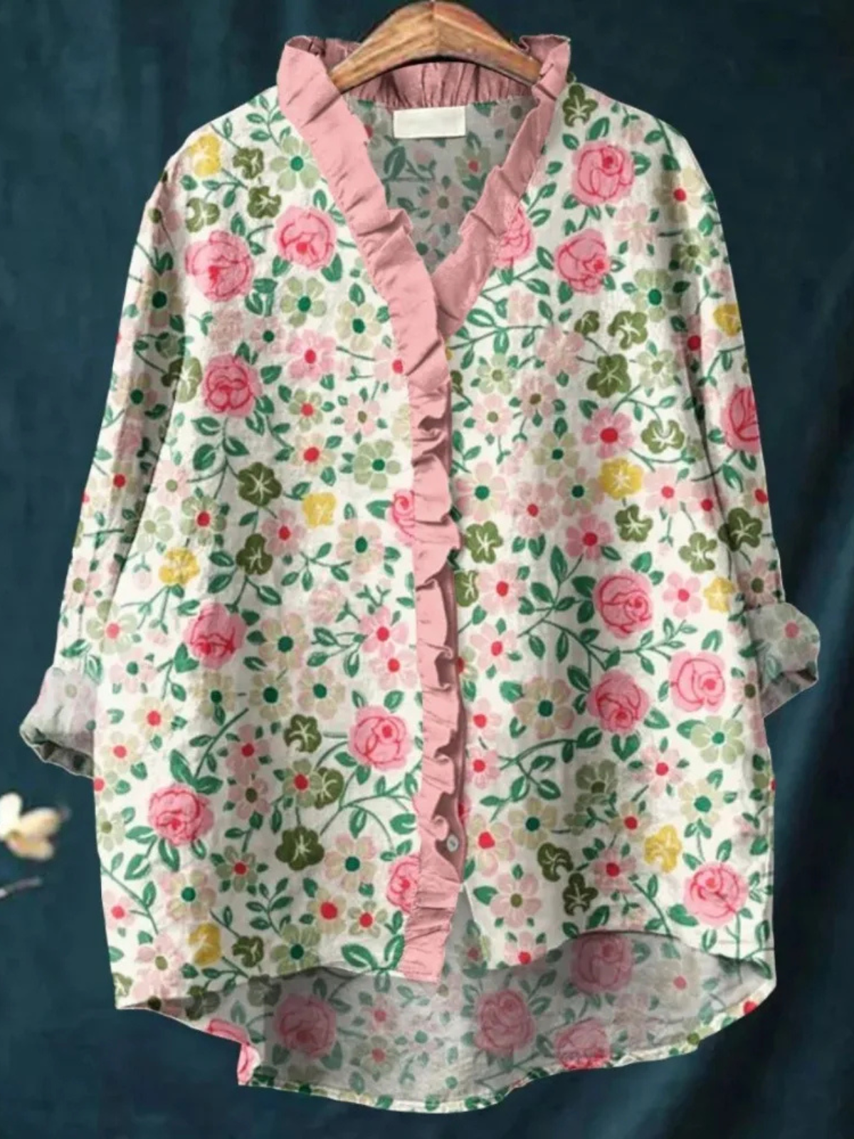 Sara | Småblommig Blus i Klassisk Snitt, Vit med Blommor, Bomullsblandning