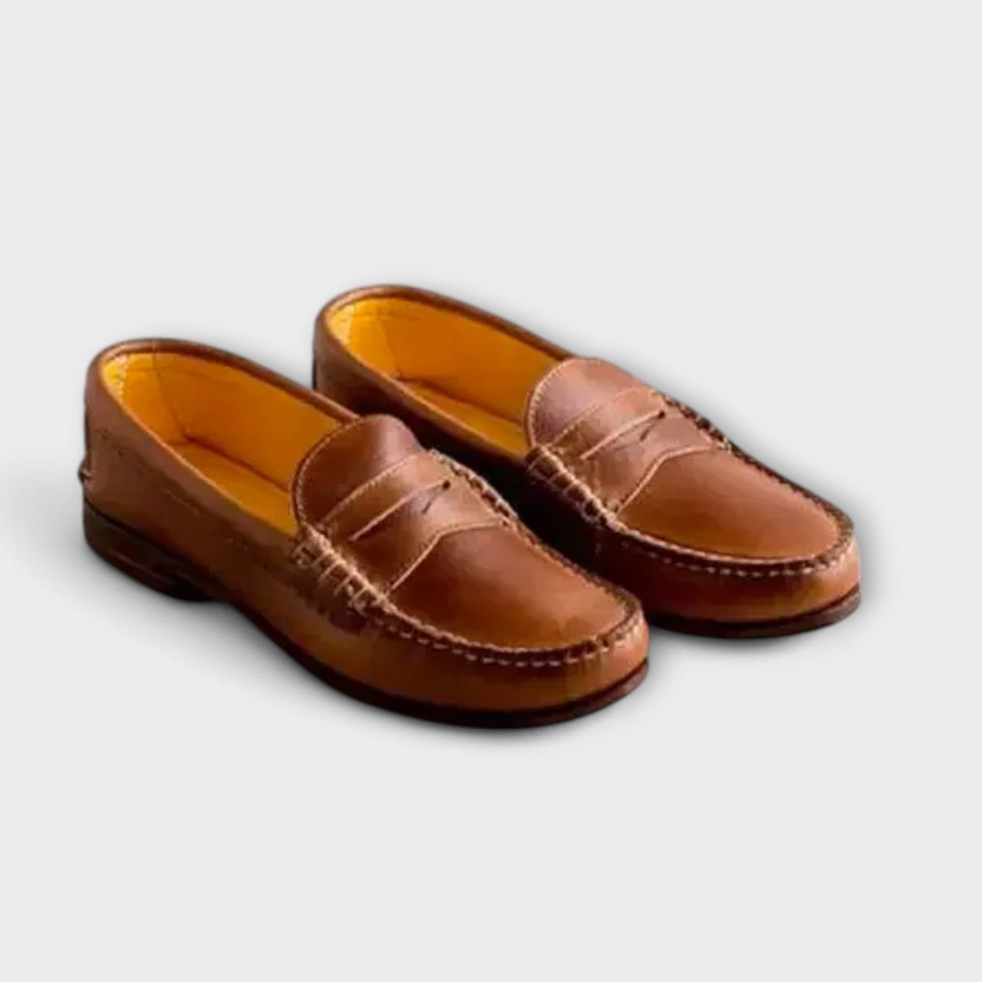 Sara | Klassiska kvinnors loafers i svart läder