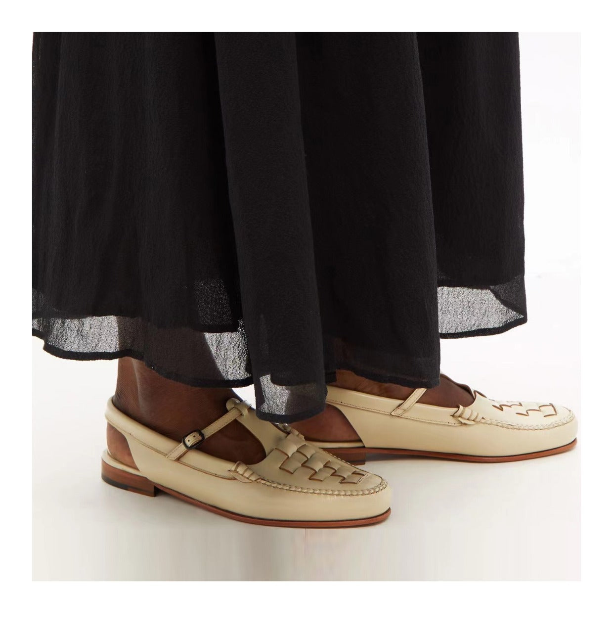 Maria | Vävd Charm Sandaler i Brun med Vävd Design