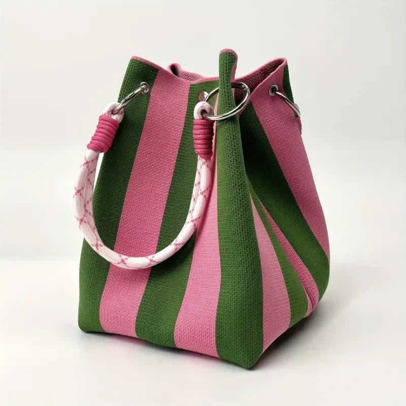 Petra | Geometrisk bucket-väska