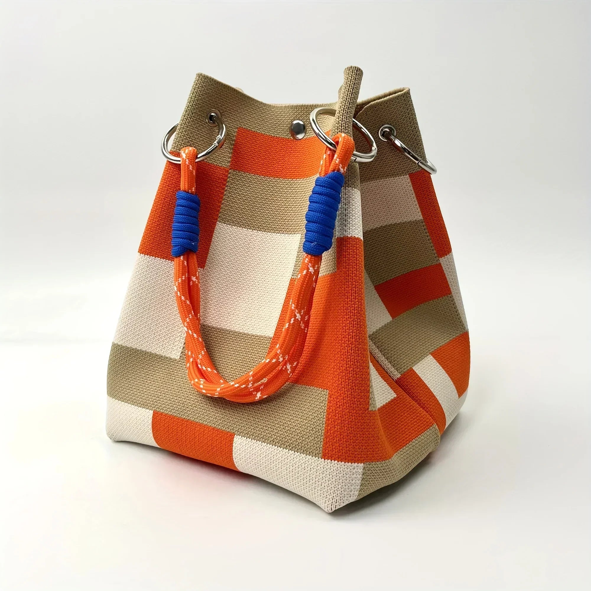 Petra | Geometrisk bucket-väska