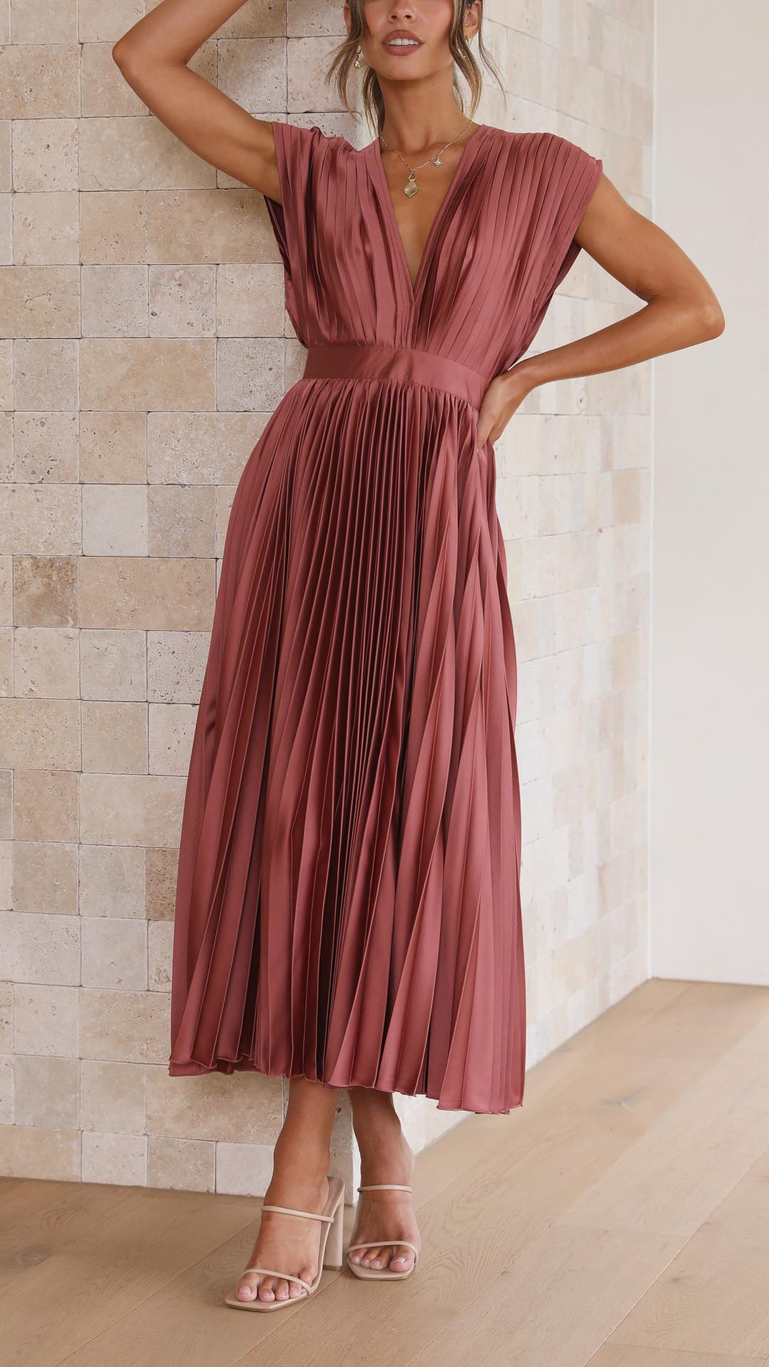Lena | Elegant Plisserad Klänning