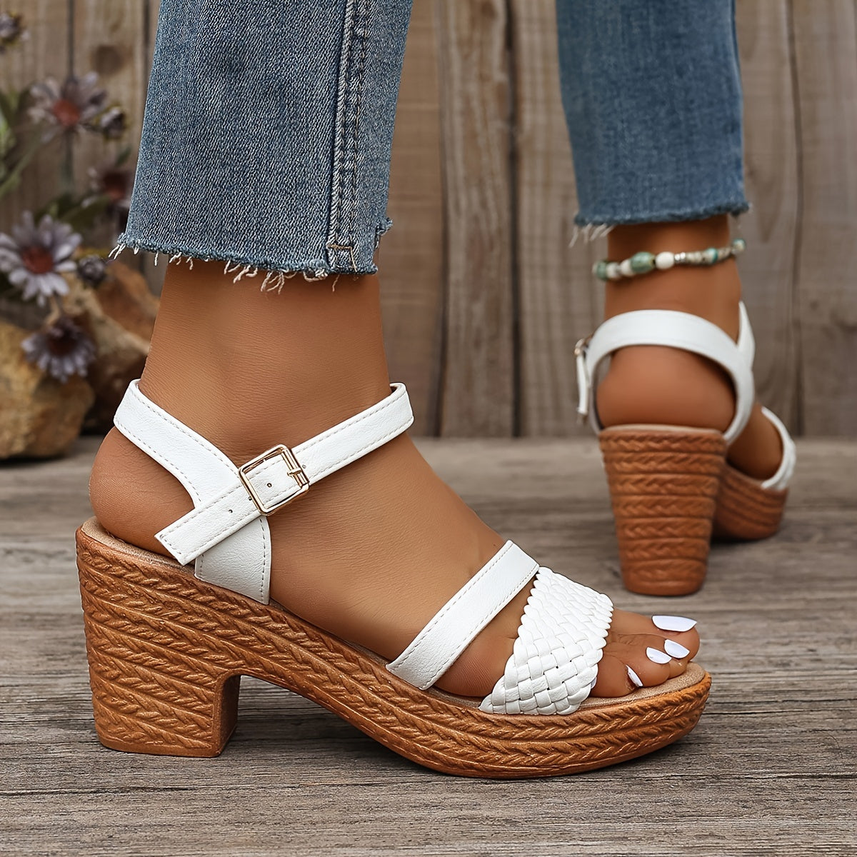 Lena | flätade sandaler i beige läder