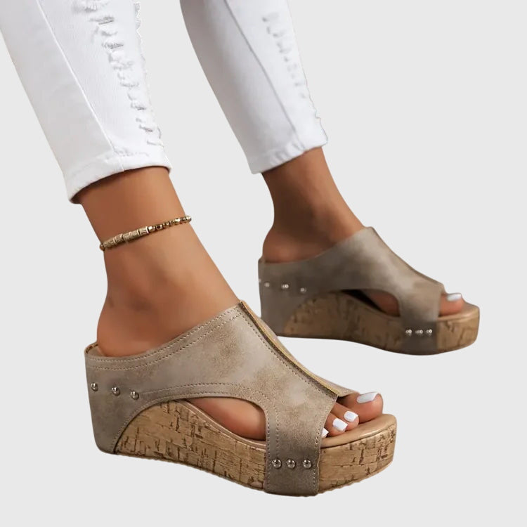 Britta | Ortopediska Sandaler