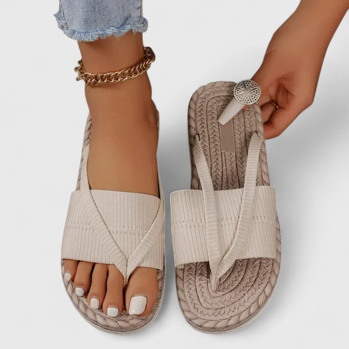 Astrid | Ortopedisk Sandal i Svart Läder med Ergonomisk Stöd