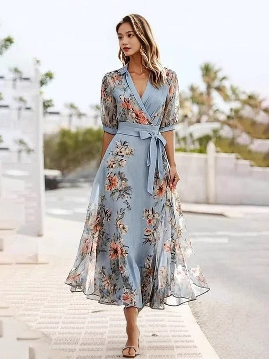 ORIELA – ELEGANT KLÄNNING MED V-HALS