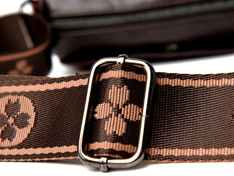 Lovisa™ | Skinnväska