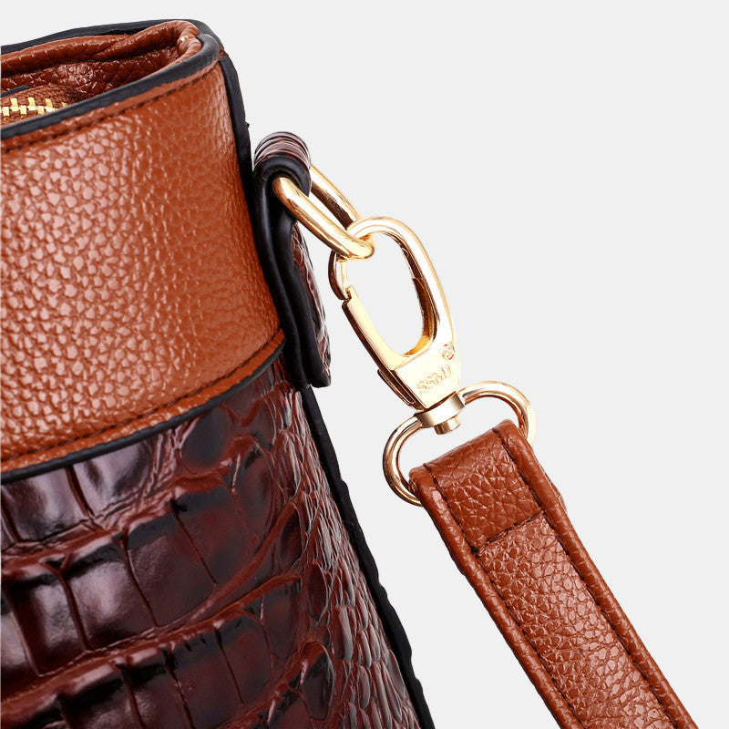 Karin | STYLIG VATTENMÖNSTER HANDVÄSKA
