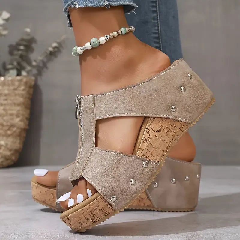 Karin | Laurelle - Stiliga Kilklack Sandaler