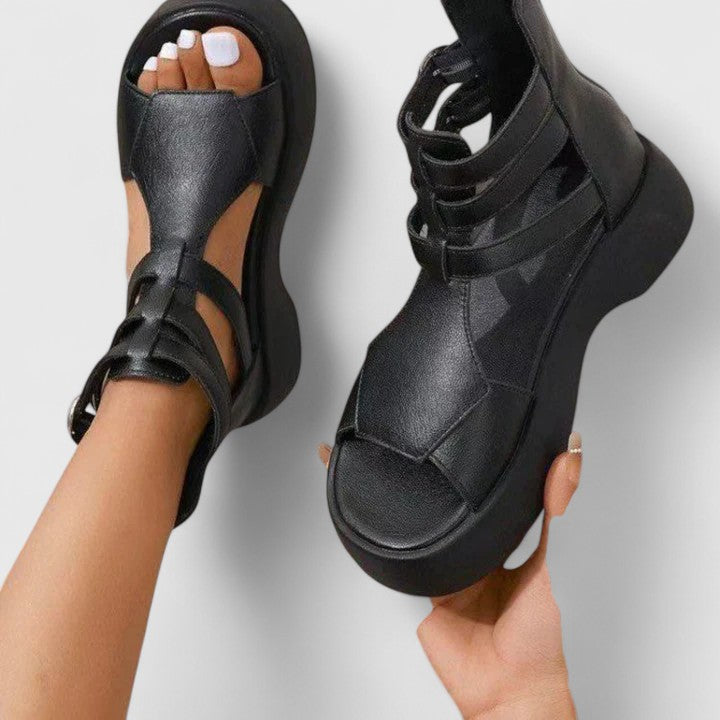Britta | Ortopediska Sandaler